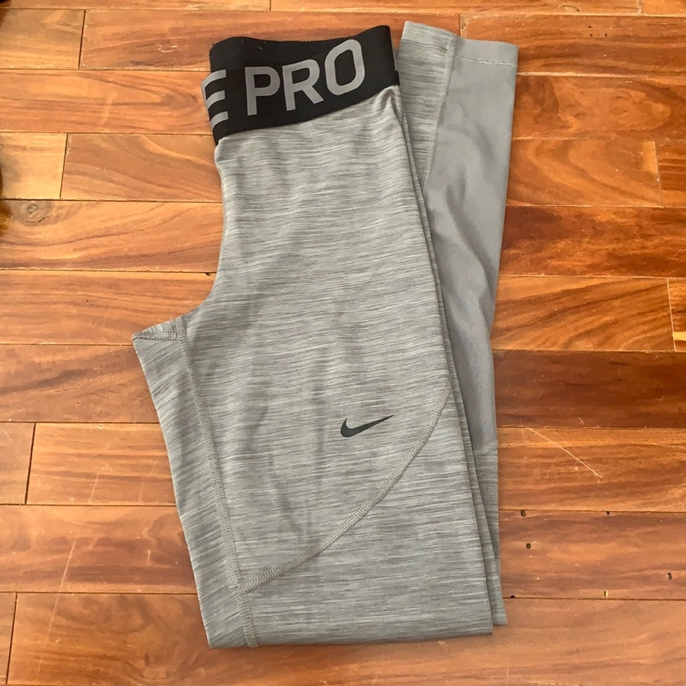 Nike Pro Grey heather leggings